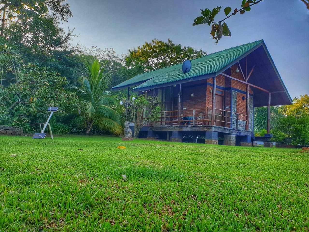 Saji-Sami Hotel Anuradhapura Exterior photo